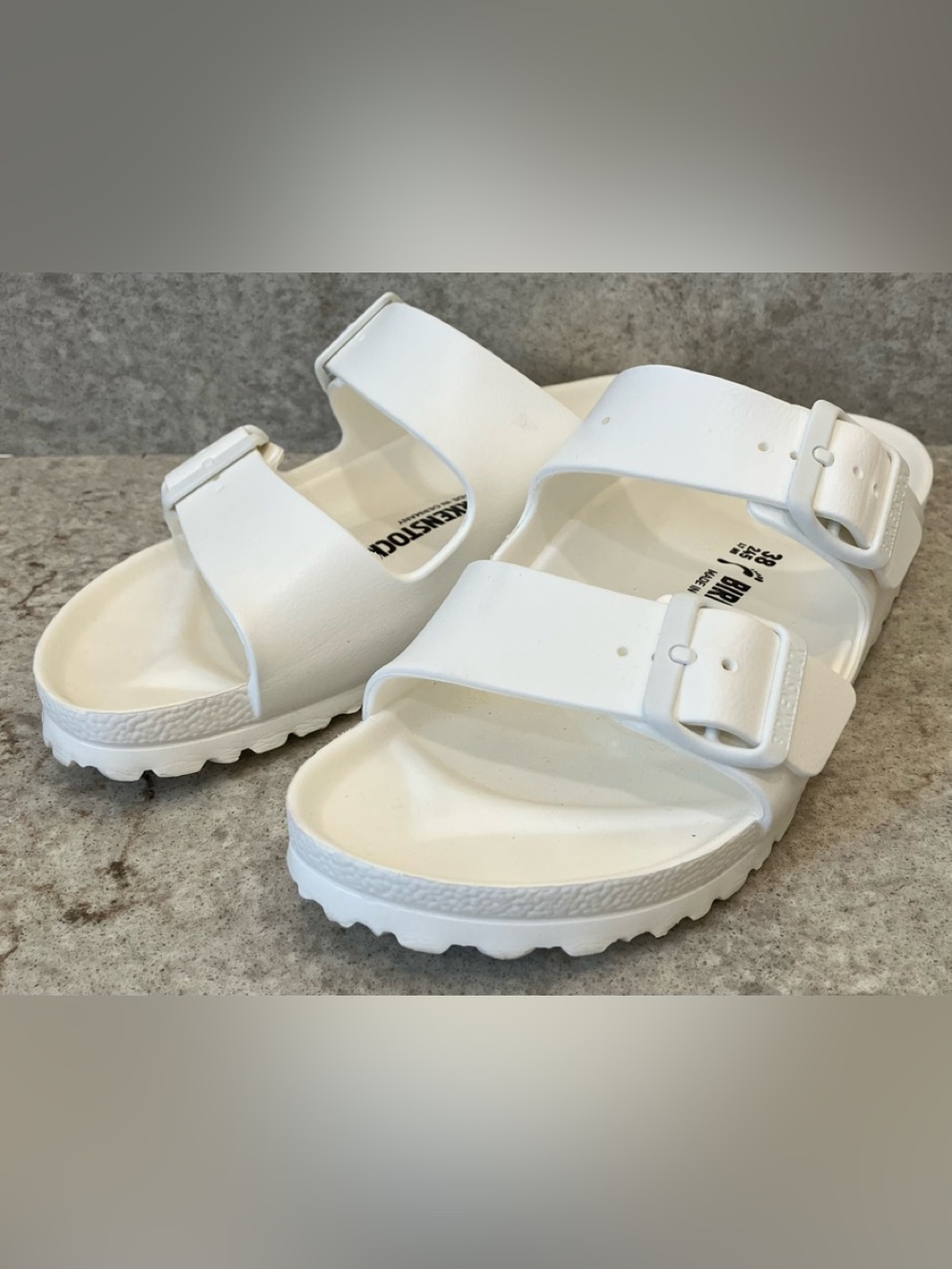 BIRKENSTOCK ARIZONA SANDALS SZ 38 7.5